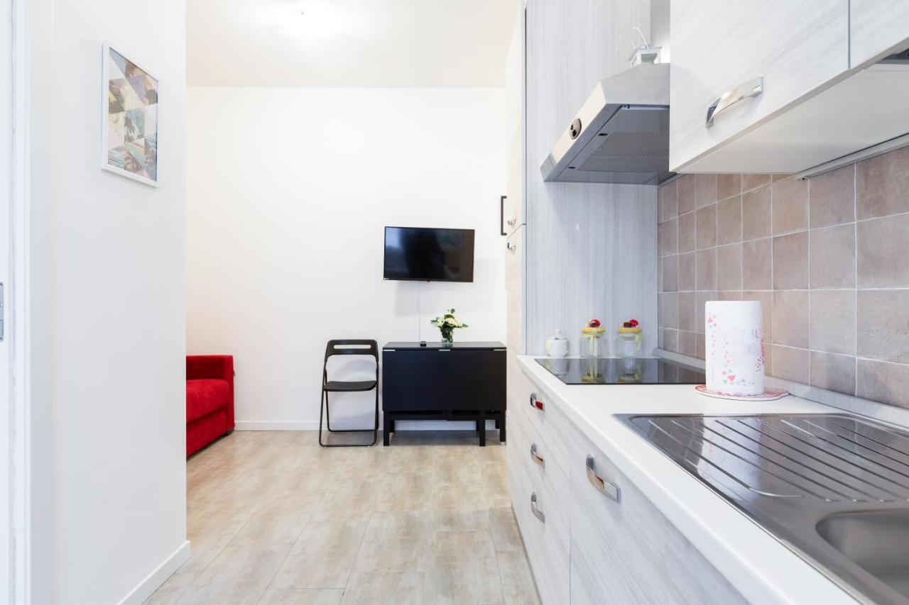 Renovated Flat Subway Yellow Line ميلان المظهر الخارجي الصورة
